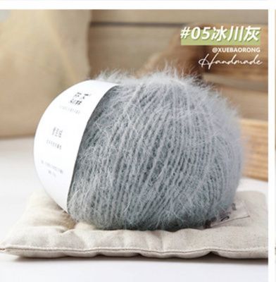 Пряжа Fansen Snow Velvet (05); Состав: 38% шерсть, 40% нейлон, 22% акрил; 100г/260м